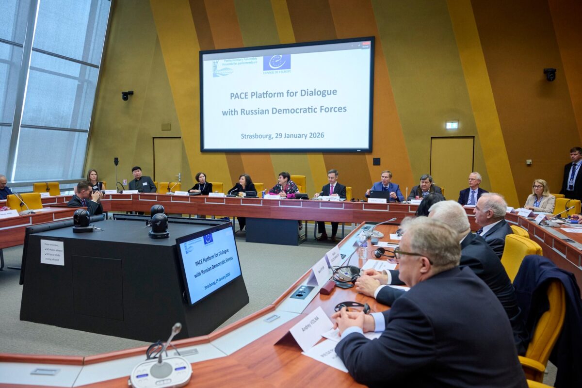 Заявление участников платформы российских демократических сил при ПАСЕ в связи годовщиной убийства Бориса Немцова: «Мы не сомневаемся, что за убийством Бориса Немцова стоит Владимир Путин».